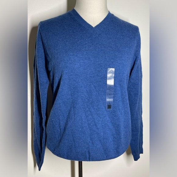 Piombo | Wool V Neck Sweater | Blue | Large - Picture 1 of 5